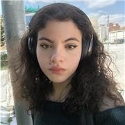 Universitaria estudiando Ingeniería Mecánica, dispuesta a dar clases sobre cualquier materia de ciencias